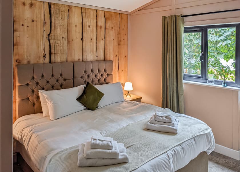 Lodge 3 VIP Pets - The Warrens at Foxtail, Gledrid, Chirk