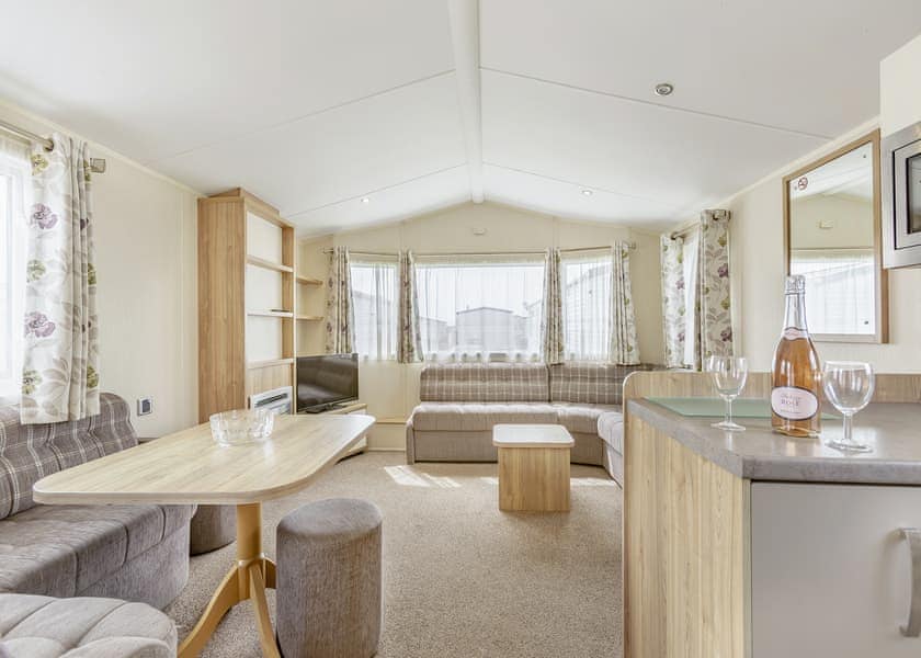 Sea Breeze - Freshwater Beach Holiday Park, Burton Bradstock, Bridport