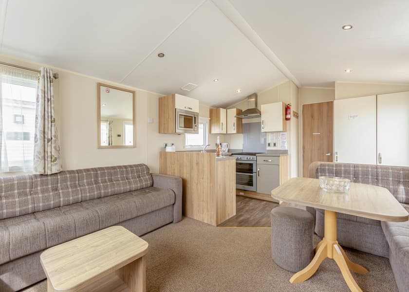 Sea Breeze - Freshwater Beach Holiday Park, Burton Bradstock, Bridport