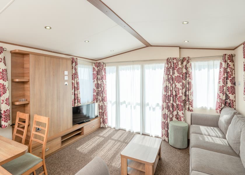 Sea Breeze Pet Friendly - Freshwater Beach Holiday Park, Burton Bradstock, Bridport