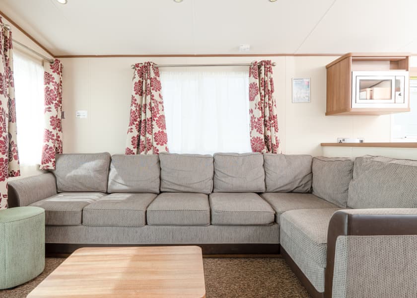 Sea Breeze Pet Friendly - Freshwater Beach Holiday Park, Burton Bradstock, Bridport