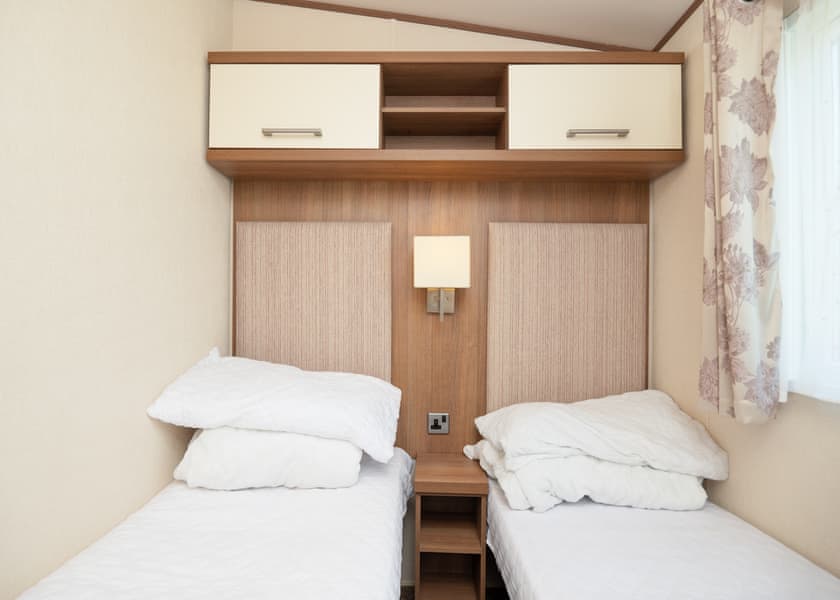 Sea Breeze Pet Friendly - Freshwater Beach Holiday Park, Burton Bradstock, Bridport