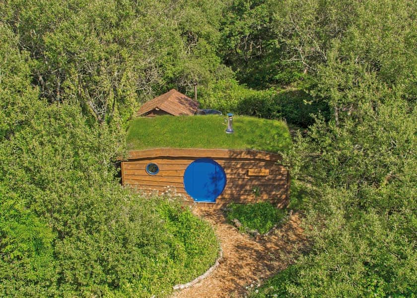 The Woodland Hideaway - Florence Springs Glamping, St Florence, Tenby
