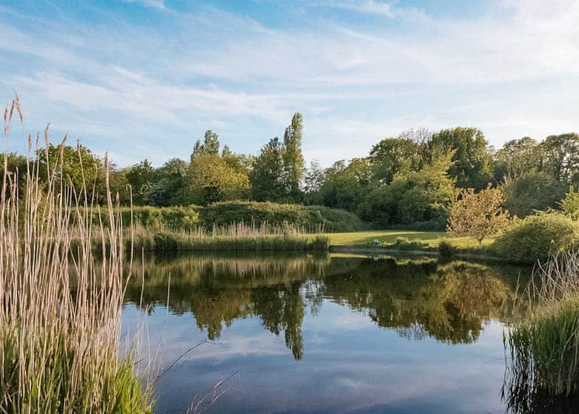 The Views - Fairway Lakes Lodges, Fritton