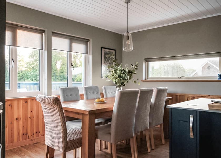 The Views - Fairway Lakes Lodges, Fritton