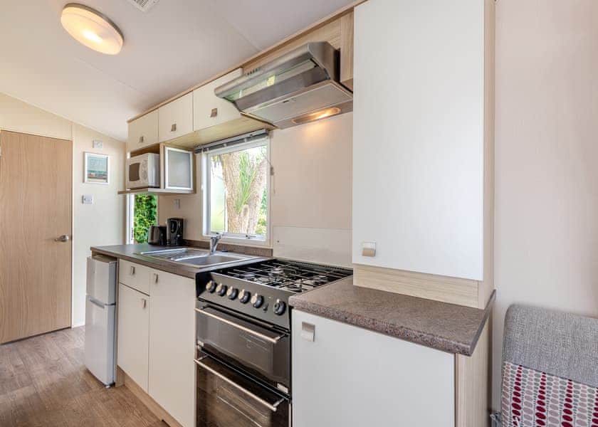 Manston Caravan - Foxhunter Park, Monkton, Nr Ramsgate