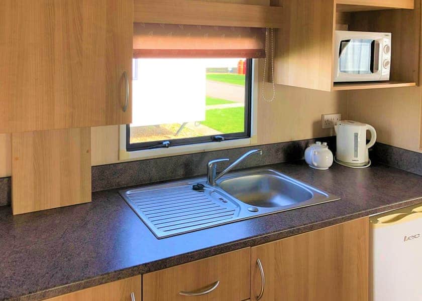 Hazel Standard (Pet Friendly) - Golden Anchor Caravan Park, Chapel St Leonards, Skegness