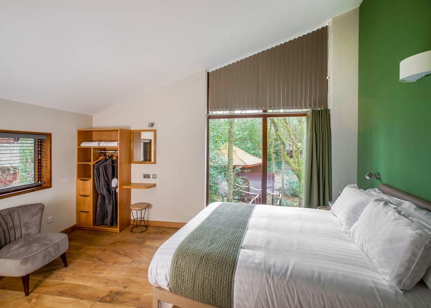 Golden Oak Treehouse - Garwnant Brecon Beacons, Merthyr Tydfil