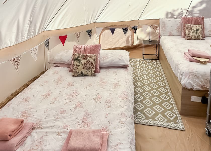 Country Cottage - Glamp @ The Priory, Aldeby
