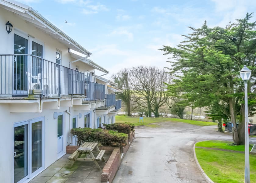 Shoreline Apartment 1 - Golden Coast Holiday Park, Woolacombe