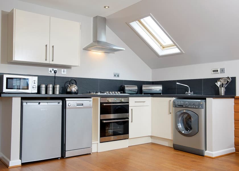 Ocean Breeze Villa 3 (Pets Welcome) - Golden Coast Holiday Park, Woolacombe