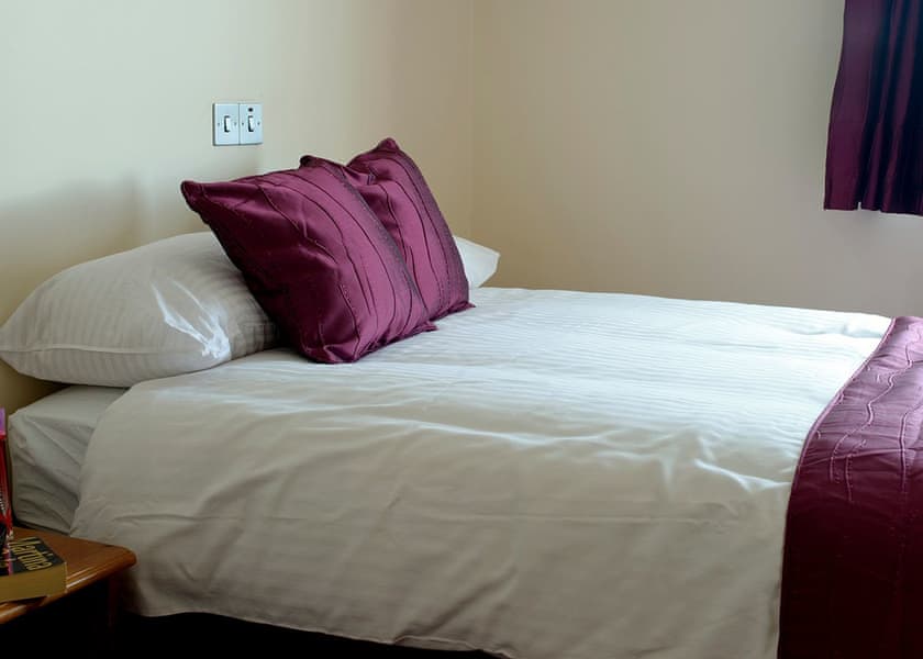 Ocean Breeze Villa 3 (Pets Welcome) - Golden Coast Holiday Park, Woolacombe