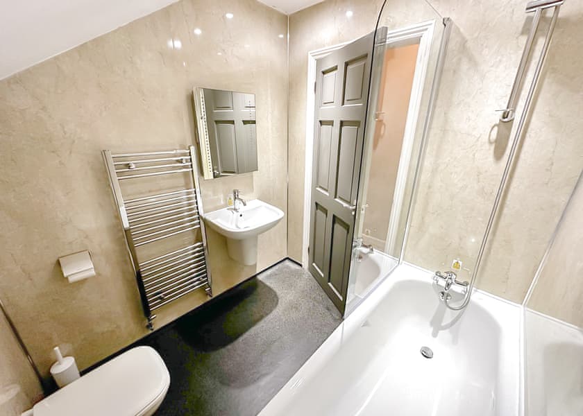 Ocean Tide Villa 3 (Pets Welcome ) - Golden Coast Holiday Park, Woolacombe