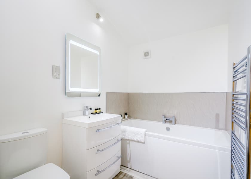 Kingfisher View - Gadgirth Estate Luxury Lodges, Annbank, Ayr