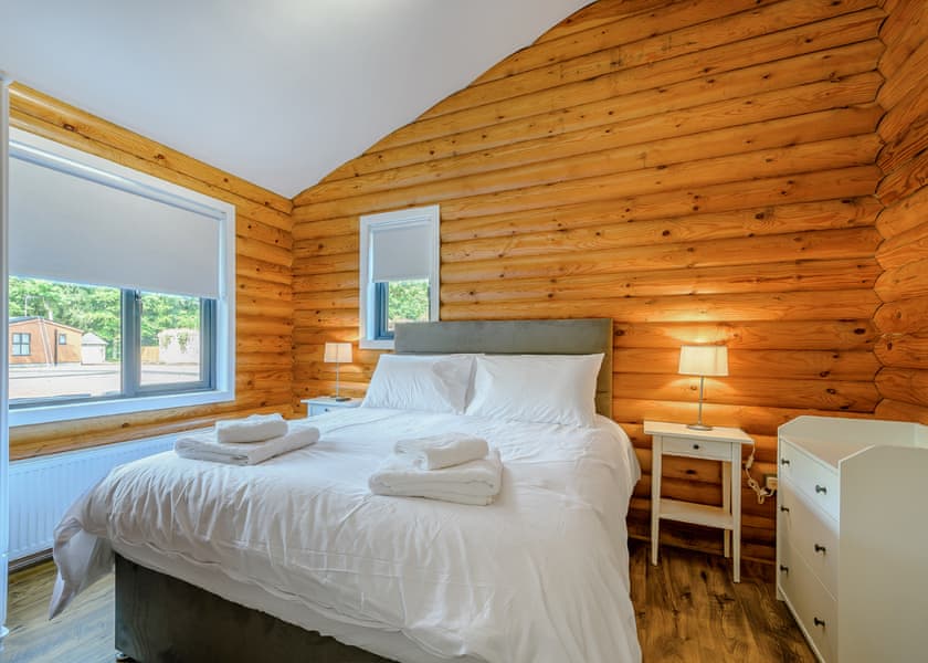 Apple Lodge - Gadgirth Estate Luxury Lodges, Annbank, Ayr