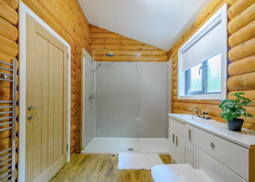 Apple Lodge - Gadgirth Estate Luxury Lodges, Annbank, Ayr