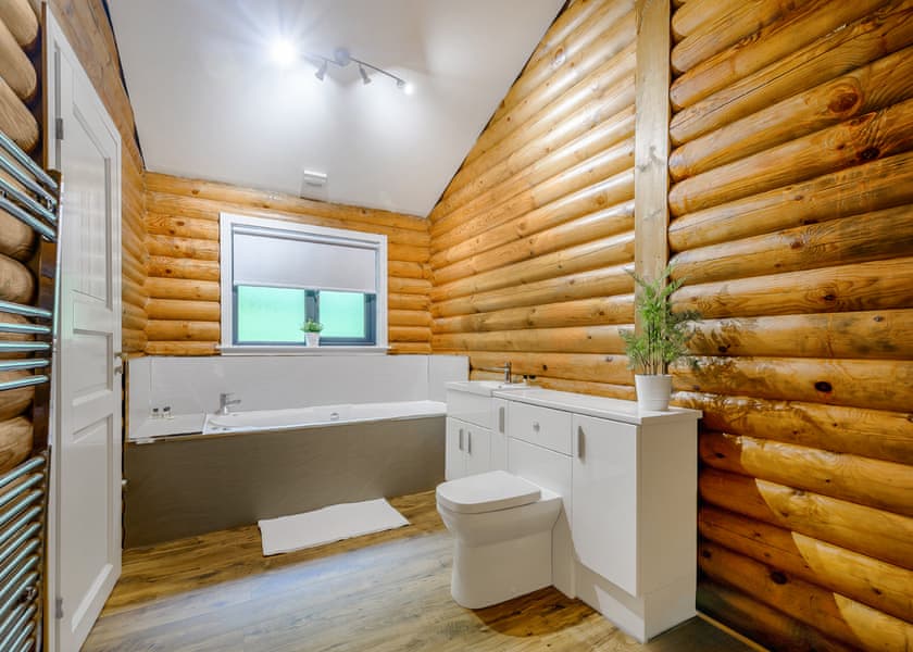 Holly Lodge - Gadgirth Estate Luxury Lodges, Annbank, Ayr