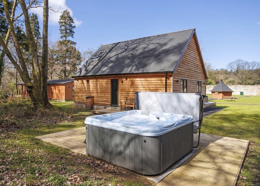Woodcutters Lodge - Gadgirth Estate Luxury Lodges, Annbank, Ayr
