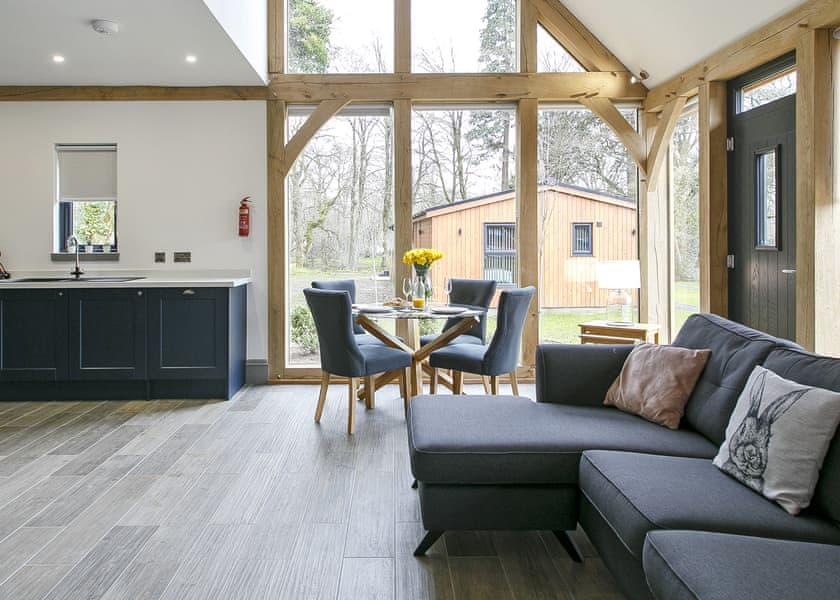 Woodcutters Lodge - Gadgirth Estate Luxury Lodges, Annbank, Ayr