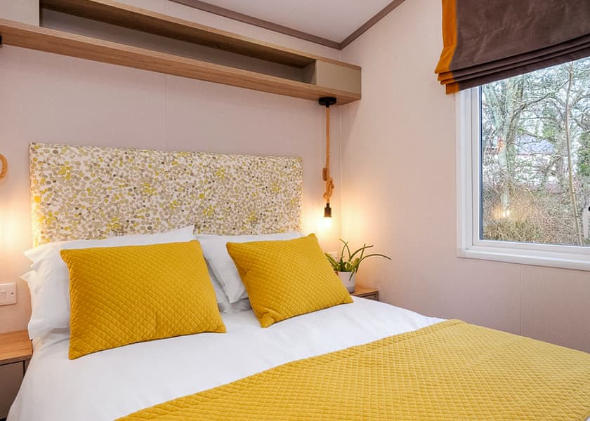 Luxury 2 Bed - Green Hill Farm Holiday Village, Landford,  Nr Salisbury