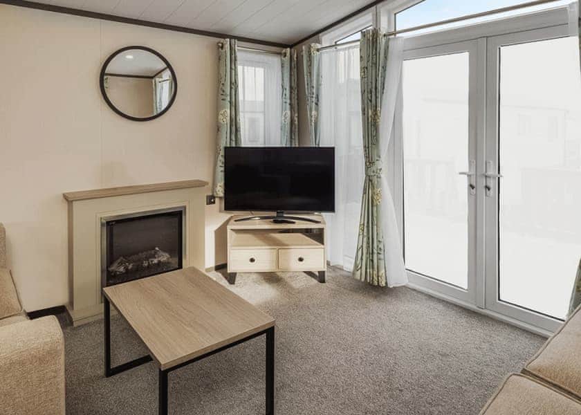 Premium 3 Bed (Pet) - Green Hill Farm Holiday Village, Landford, Nr Salisbury