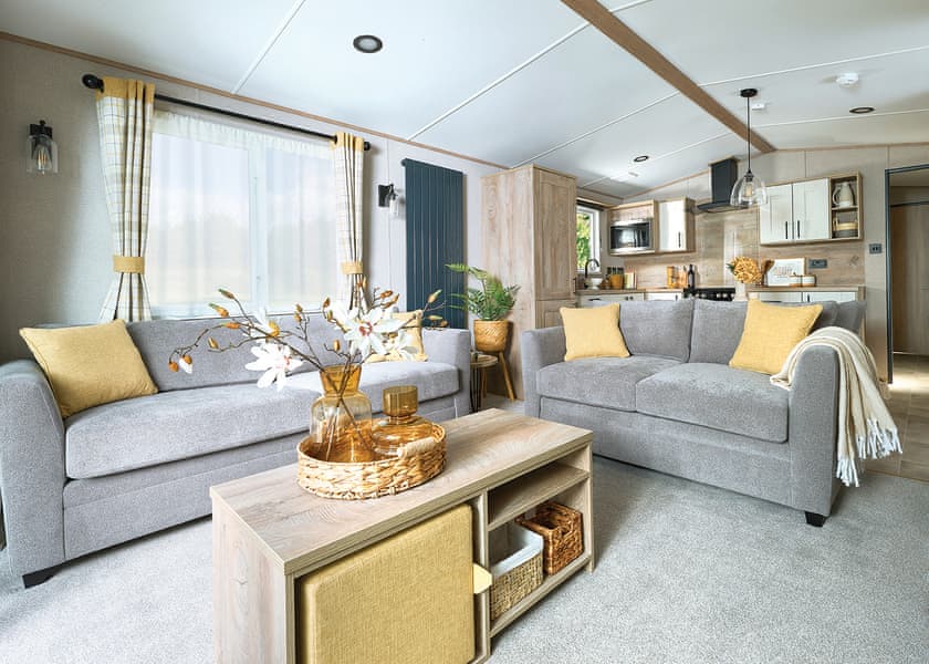 Premium 2 bed HT - Green Hill Farm Holiday Village, Landford, Nr Salisbury