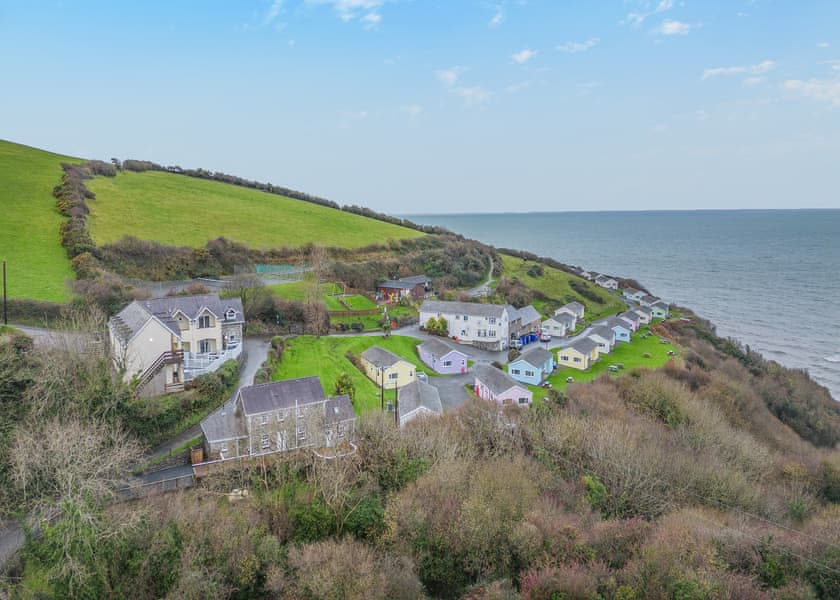 Gilfach Holiday Apartments, Gilfach-Yr-Halen