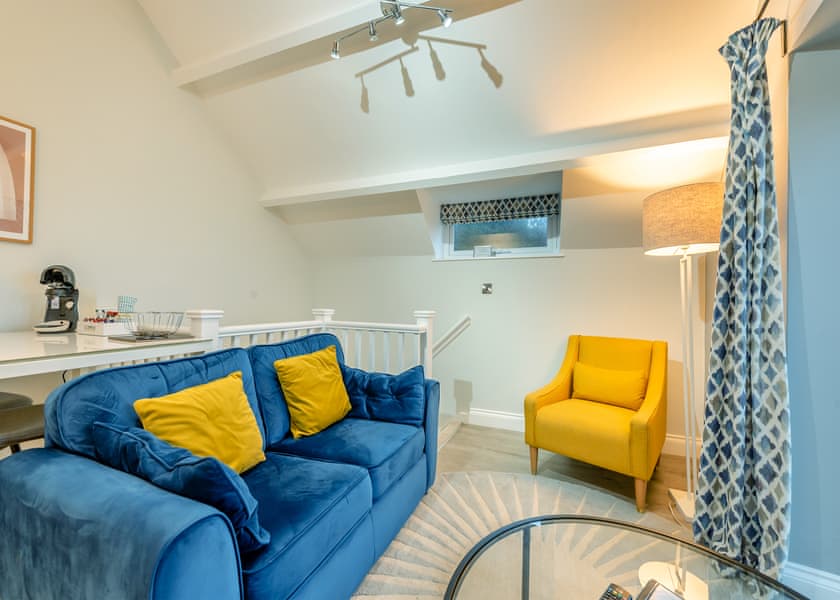 Bijou Cottage - Gilfach Holiday Apartments, Gilfach-Yr-Halen