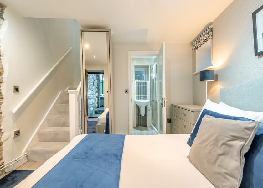 Bijou Cottage - Gilfach Holiday Apartments, Gilfach-Yr-Halen