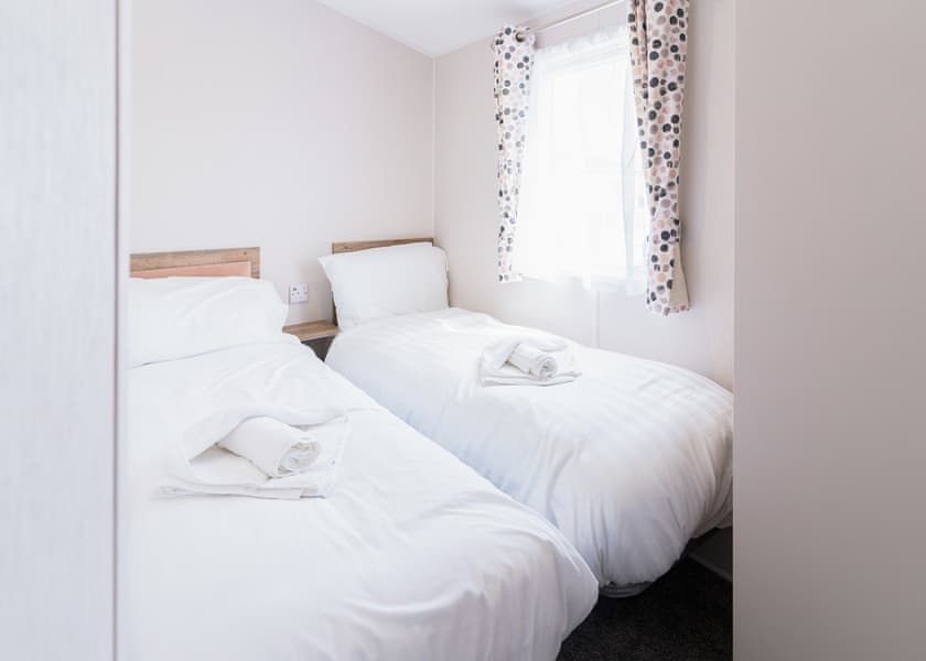 Platinum 3 (Pet) - Gimblet Rock, Gimblet Rock, Pwllheli