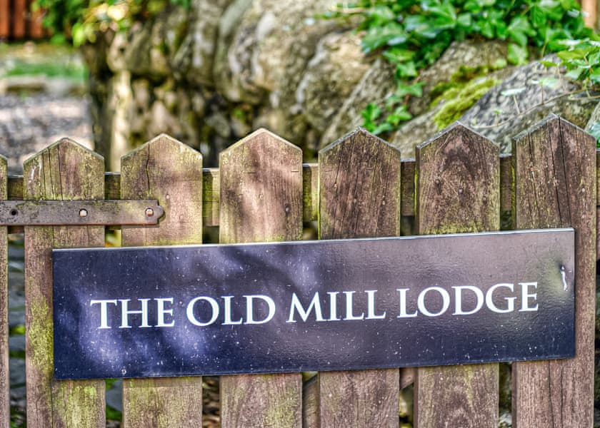 Old Mill Lodge - Glen Clova Lodges, Nr Kirriemuir