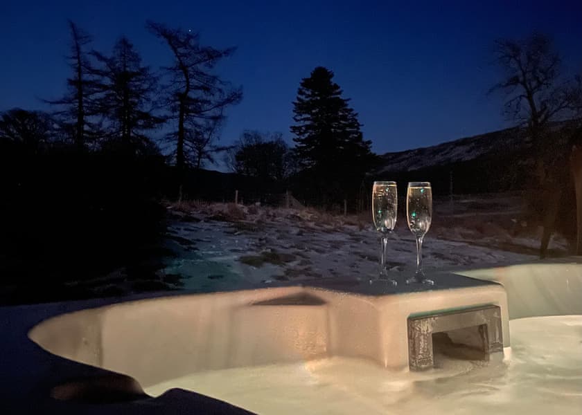 Clova Lodge - Glen Clova Lodges, Nr Kirriemuir