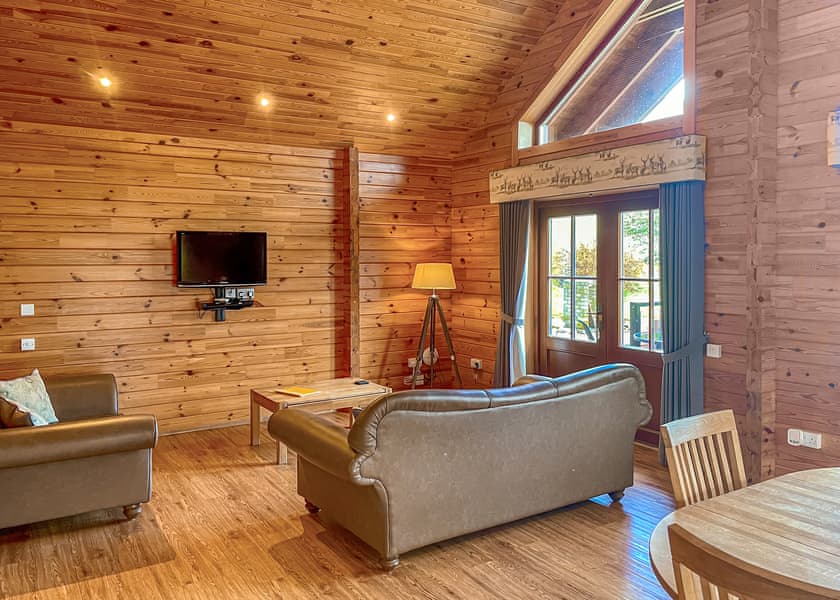 Clova Lodge - Glen Clova Lodges, Nr Kirriemuir