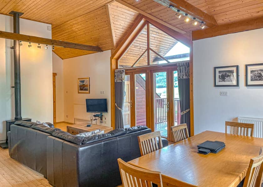 Glen Lodge - Glen Clova Lodges, Nr Kirriemuir