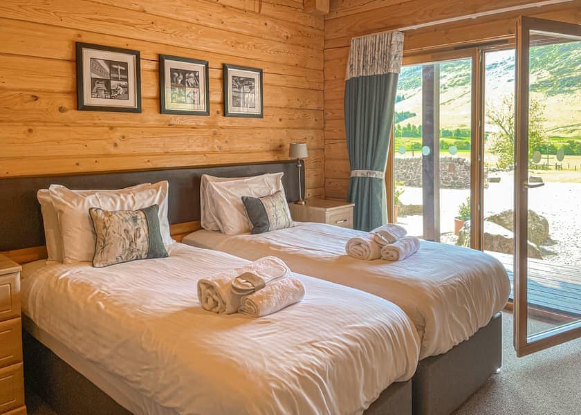Glen Lodge - Glen Clova Lodges, Nr Kirriemuir