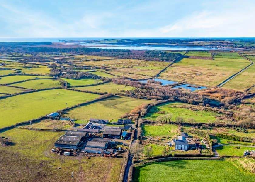 Glan Morfa Lodge Retreat, Llangafo