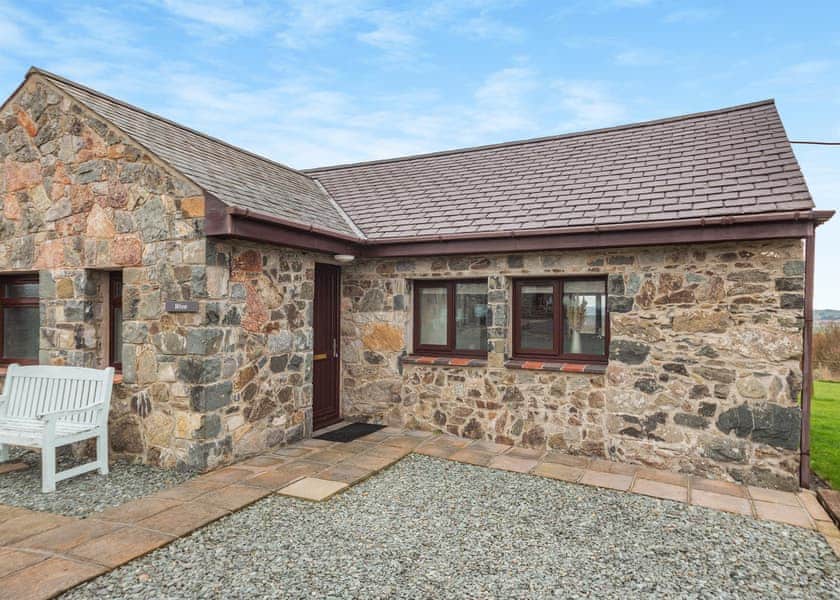 Wren Cottage - Glan Morfa Lodge Retreat, Llangafo
