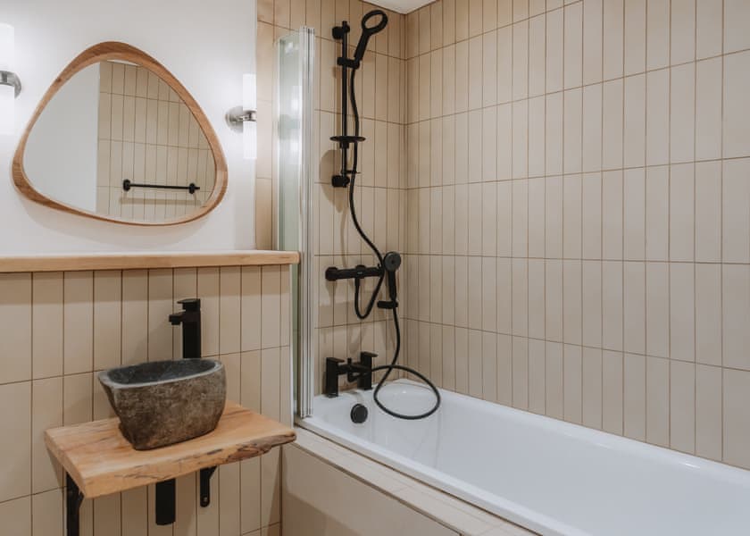 The Unfurl Cabin 3 Bed Pet Free (2 doubles and 1 twin) - Glentress Forest, Peebles