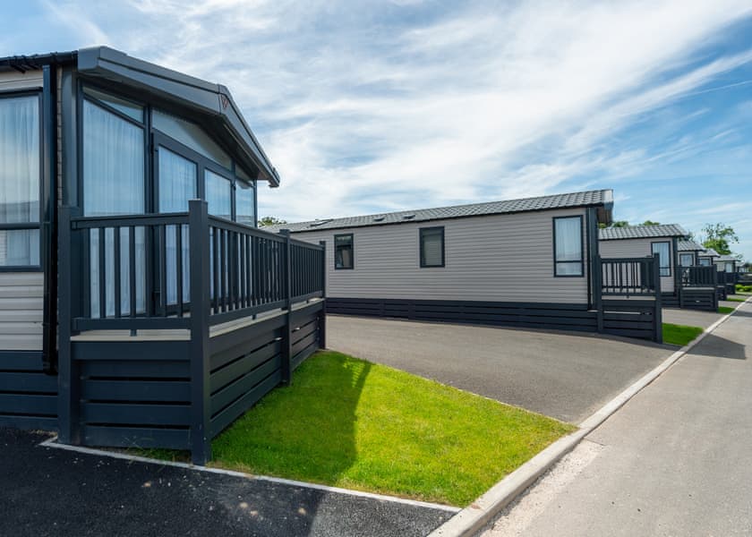 Green Meadows Country Park, Blackford
