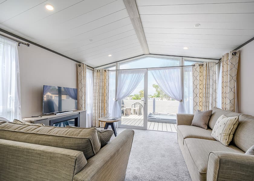 Windermere Lodge - Green Meadows Country Park, Blackford