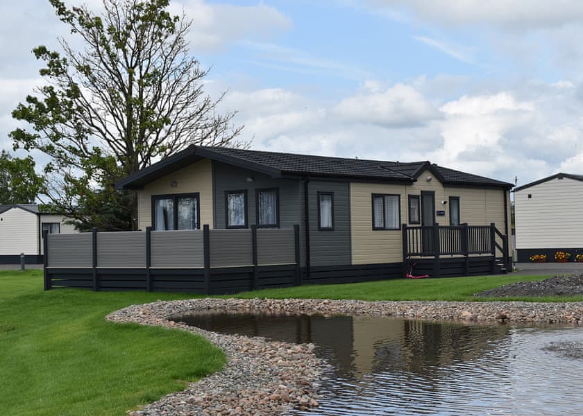 Lakeview VIP Pet - Green Meadows Country Park, Blackford