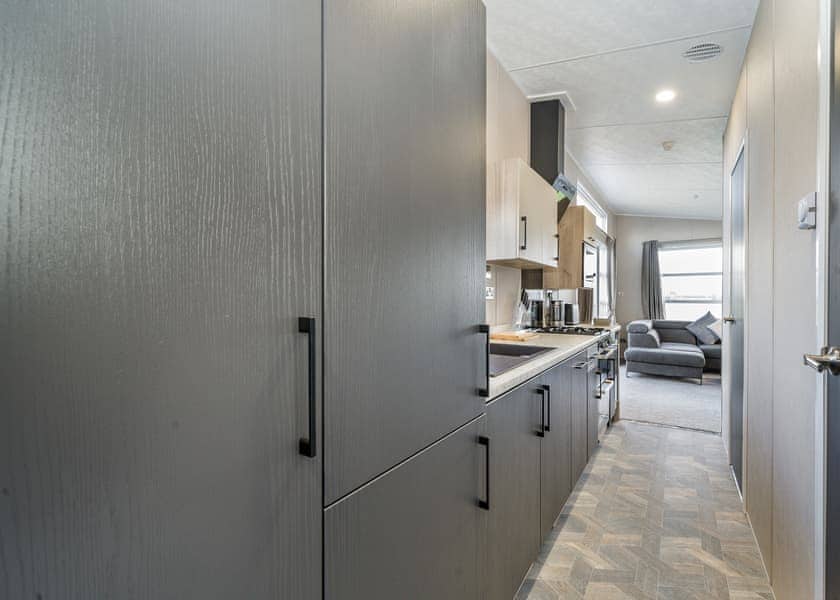 Athena Family VIP - Green Meadows Country Park, Blackford