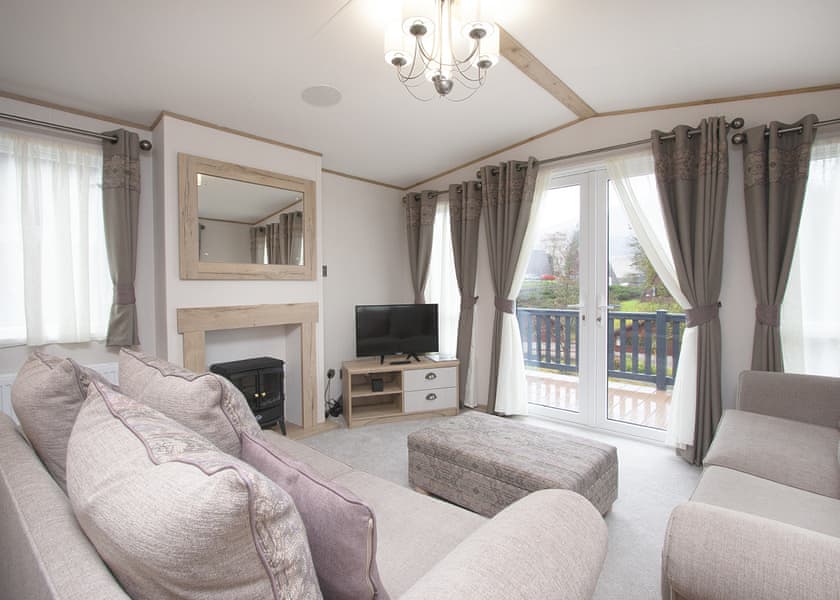 Platinum Caravan 3 (Pet) - Drimsynie Holiday Village, Lochgoilhead, on the Drimsynie Estate, Argyll