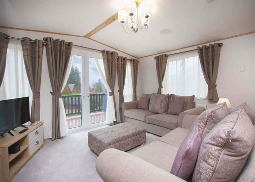 Platinum 2 Bed Caravan (Pet) - Drimsynie Holiday Village, Lochgoilhead, on the Drimsynie Estate, Argyll