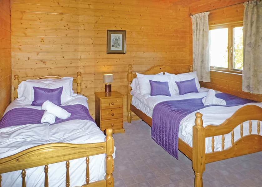 Hedgehog Lodge - Goodiford Mill Lakes, Kentisbeare, Nr Cullompton