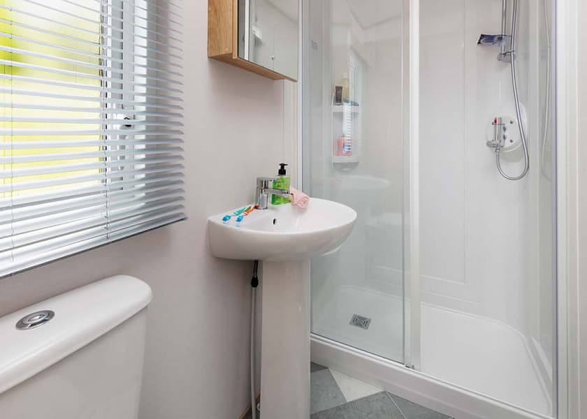 Carnaby Silverdale - Golden Sands Holiday Park, Cresswell beach