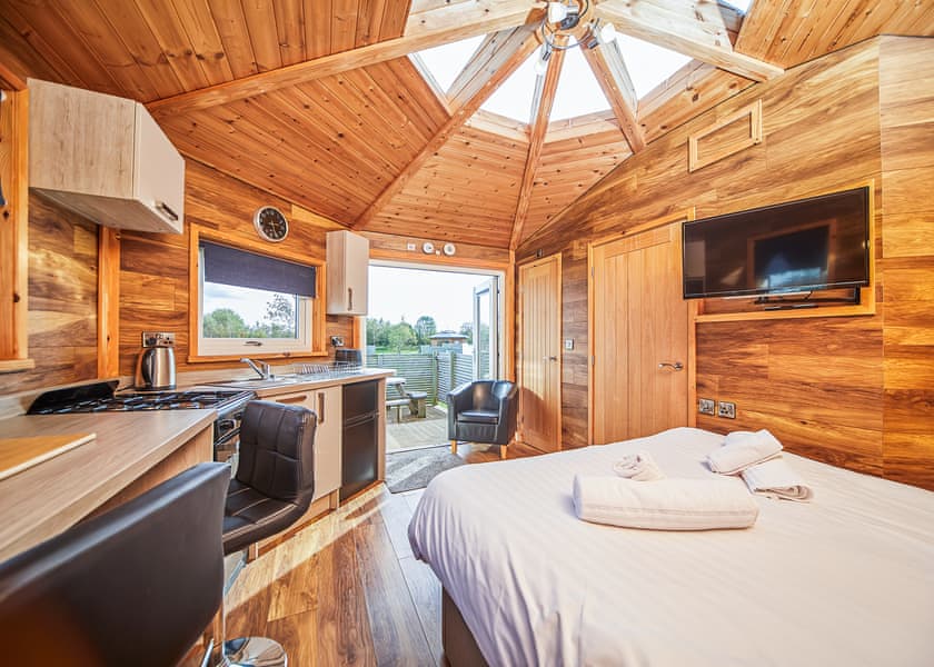 Starlight Wren (Pet) - Green Meadows Park, Fitling, Nr Hornsea