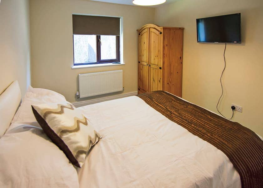Typical Oak Lodge