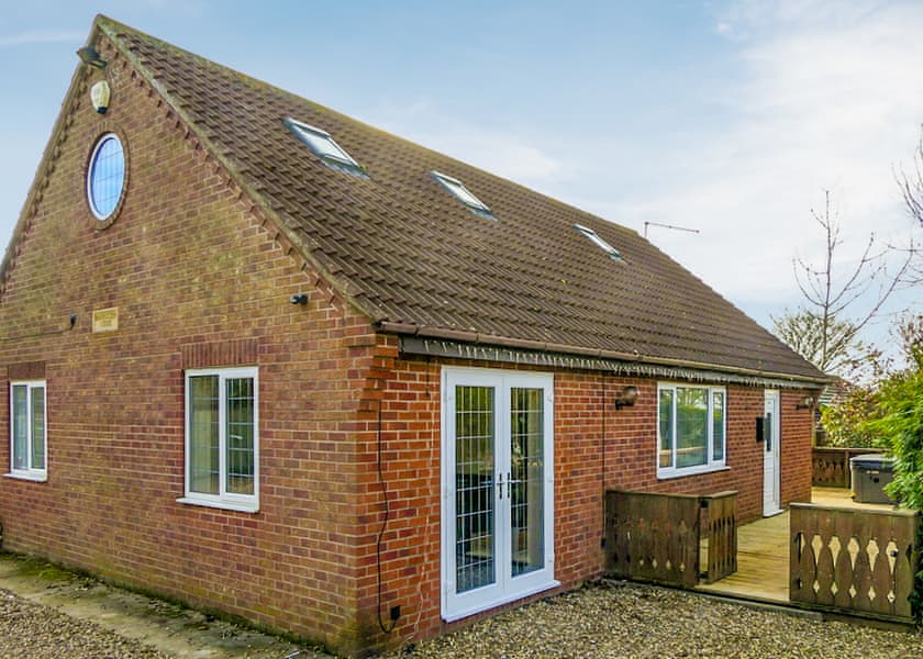 Ash Cottage - Great Hatfield Lodges, Aldbrough