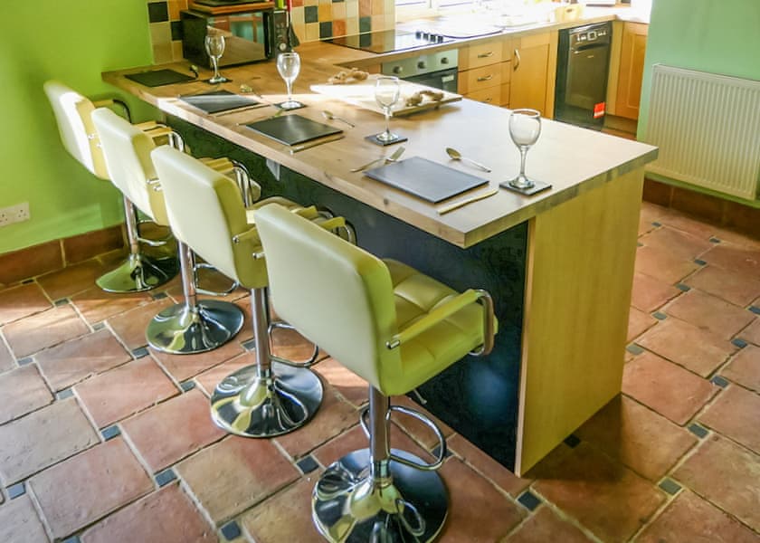 Ash Cottage - Great Hatfield Lodges, Aldbrough